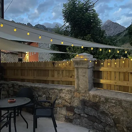 Monte Roblo 別荘 *