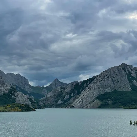 Monte Roblo Salamón